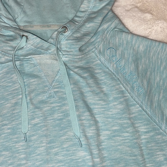 3 PC CALVIN KLEIN SET Quater Sleeve Top + Hoodie + Logo Shorts MEDIUM - Picture 8 of 16